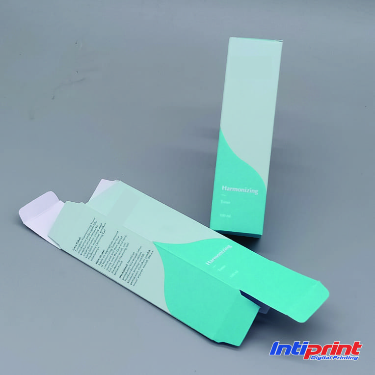 Karton box kotak Packaging UK.3,5 x 3,5 x 14 cm